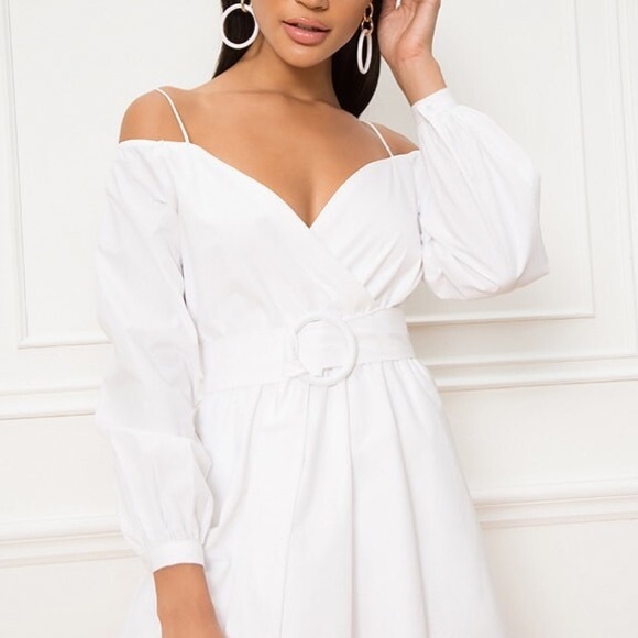 superdown Leia Off Shoulder Dress in White XS - Picture 3 of 11